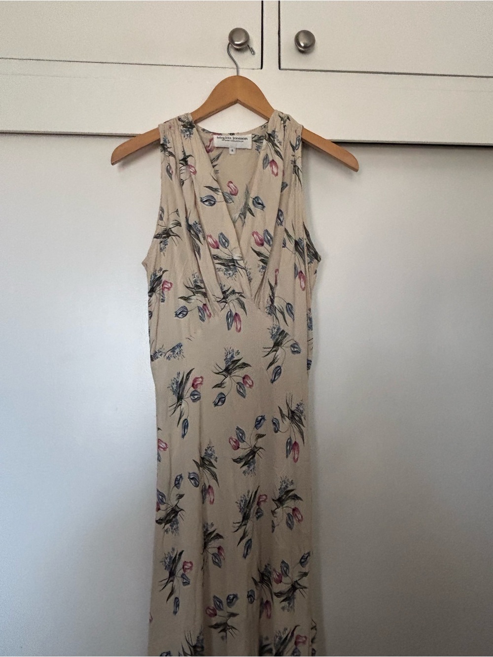 Vintage Floral Sleeveless Maxi Dress